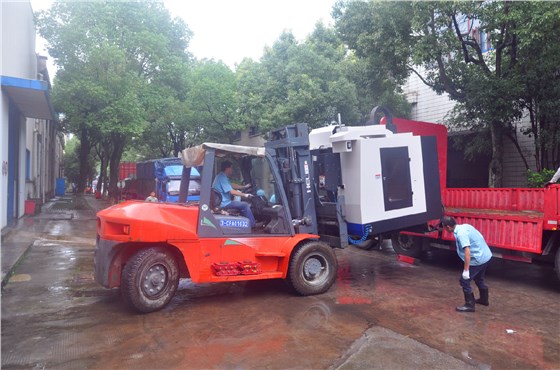 防汛期間，皖南電機(jī)轉(zhuǎn)移重要設(shè)備至安全地帶