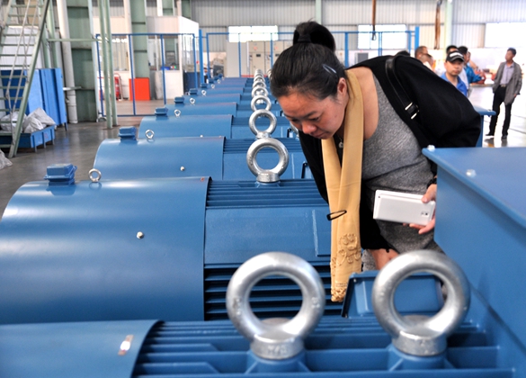 皖南電機(jī):經(jīng)銷(xiāo)商在細(xì)看產(chǎn)品 皖南電機(jī):經(jīng)銷(xiāo)商在細(xì)看產(chǎn)品