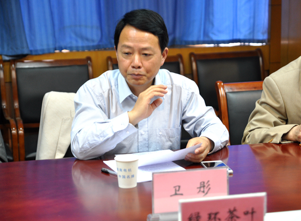 縣市場監(jiān)管局黨組書記、局長衛(wèi)彤講話