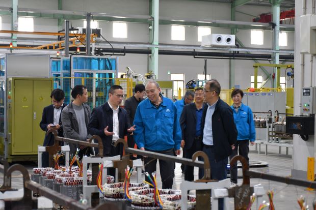 省工信廳副廳長姚凱調(diào)研皖南電機 省工信廳副廳長姚凱調(diào)研皖南電機